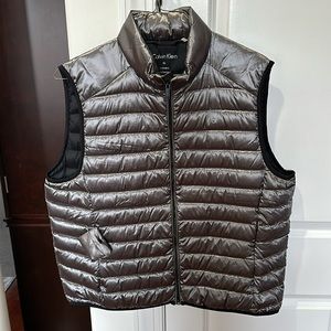 Men’s puffer vest